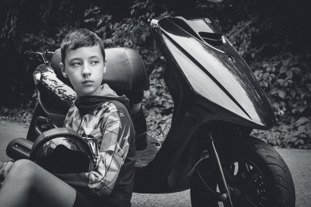 ライドシェアを始めるために必要な免許は？